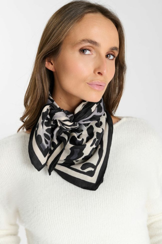 Kamy scarf