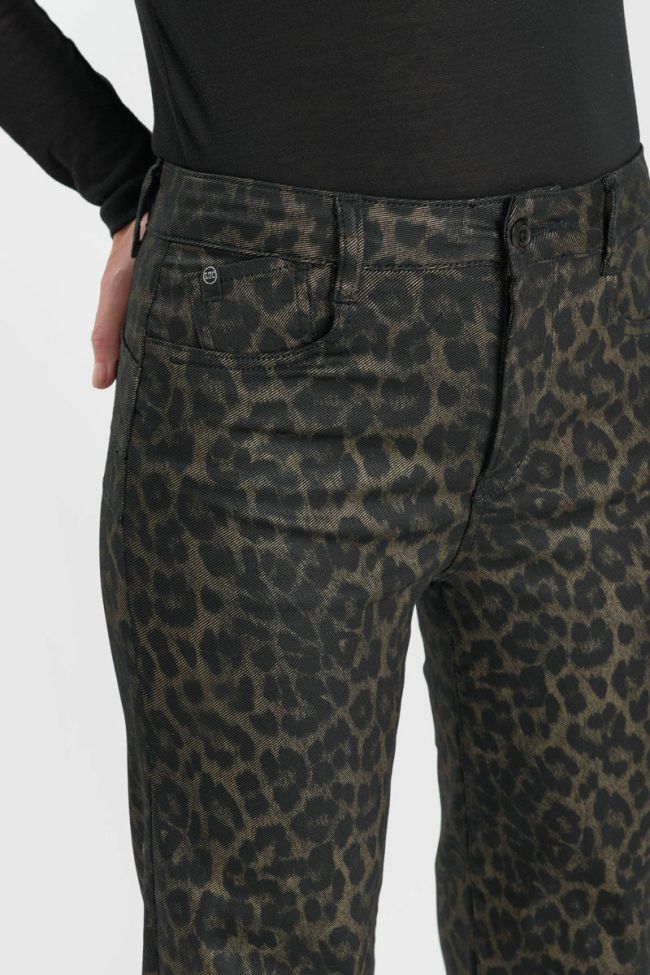 Wide-leg trousers