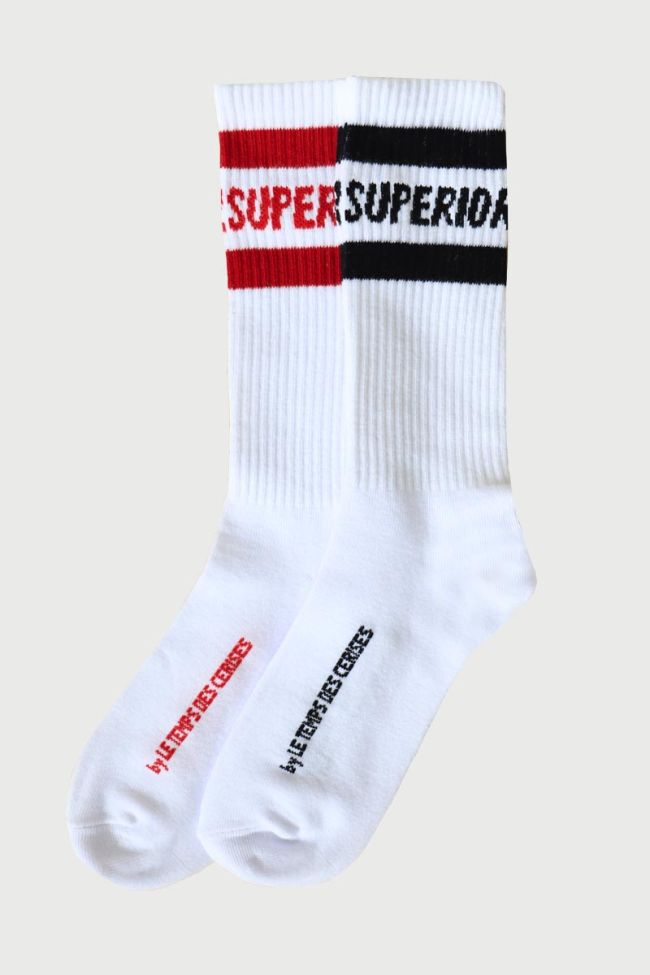 2 pairs of boy socks