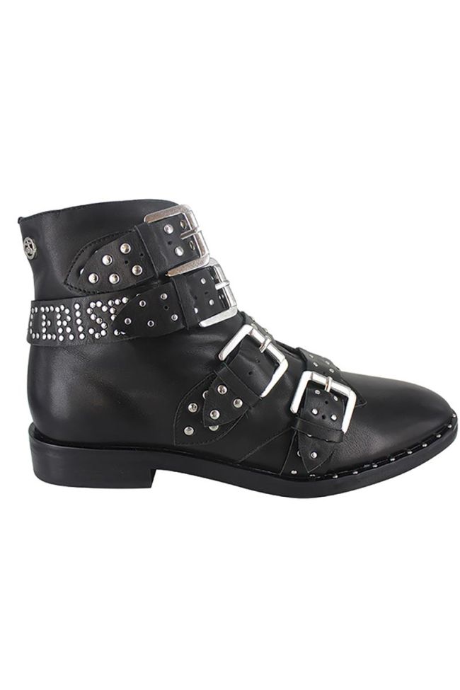 Black Izy boots