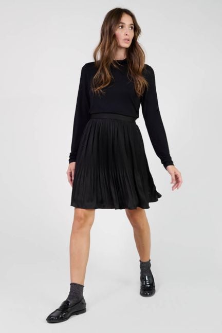 Black Oki skirt