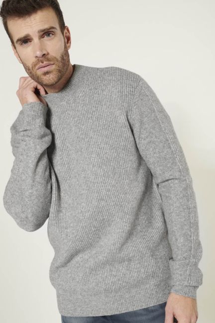 Doise grey sweater