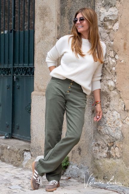 James 400/60 girlfriend by Véronika Loubry high-waisted jeans khaki tencel