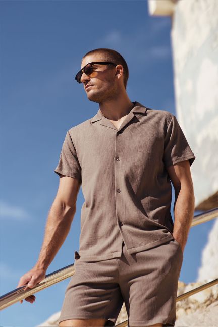 Laris Shirt