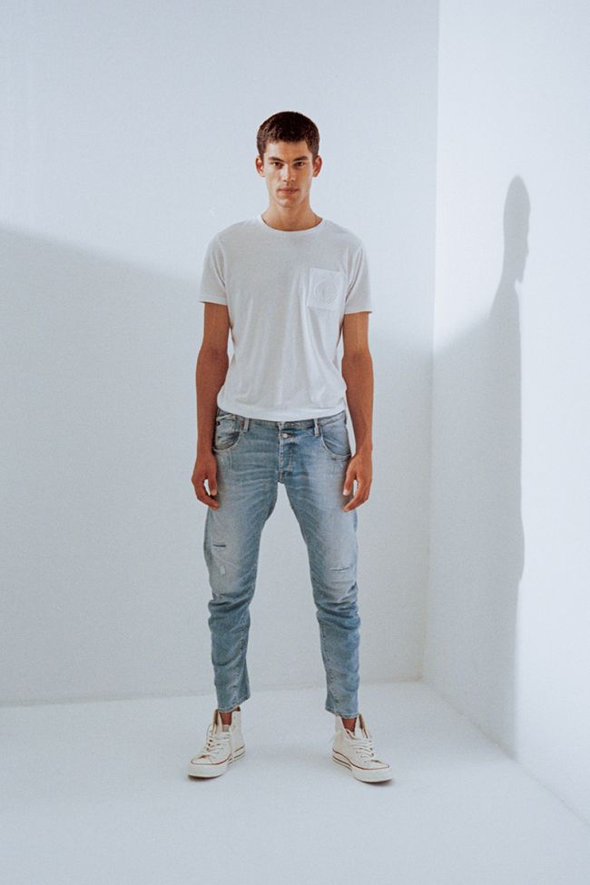 Alost 900/3 tapered destroy blue bleach wash jeans