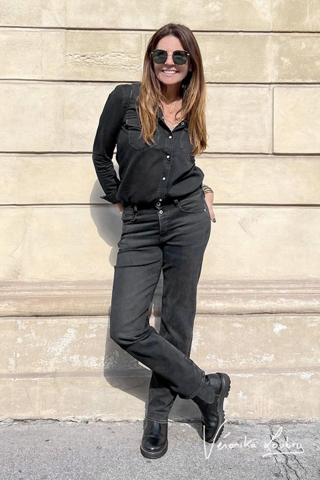 Josy black jeans shirt by Véronika Loubry