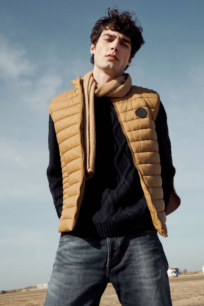 Croz beige sleeveless down jacket