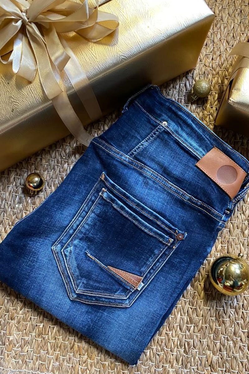 LP_HOMME_VISUELS_PRODUITS_JEANS_800X1200PX